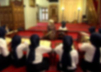 MEB Diyanetle Yarışıyor: Dini Eğitime Para Yağmış