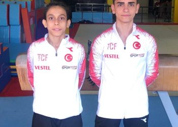 Melih Dumlu’dan ikili madalya