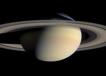 NASA Paylaştı: Uzaya Fışkıran Dev Su Buharı… Satürn’de Hayat Olabilir