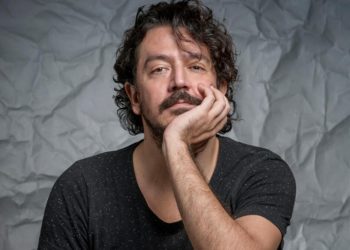 New York’ta kara güldürü