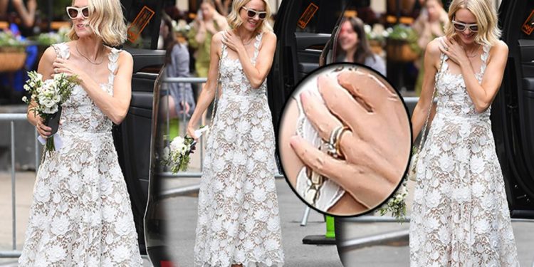 Nişan yüzüğü fark edilince soruları geçiştirmişti… Ünlü yıldız 6 yıllık aşkıyla evlendi: Gelin çiçeğimi marketten aldım!