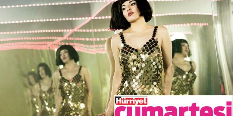 Plajda, otomobilde, kulüpte…