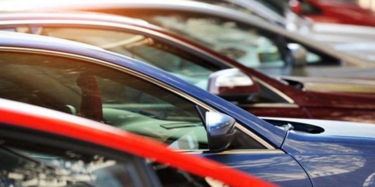Rekor kıran araba satışlarıyla ilgili yorum: İktisat siyasetleri değiştiğinde işler zıdda dönebilir, aman dikkat!