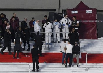 River Plate – Defensa y Justicia maçında tribünden düşen taraftar hayatını yitirdi