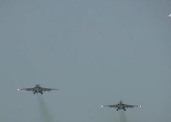 Rusya Hava Kuvvetleri, Ukrayna mevzilerini ve zırhlılarını vurdu