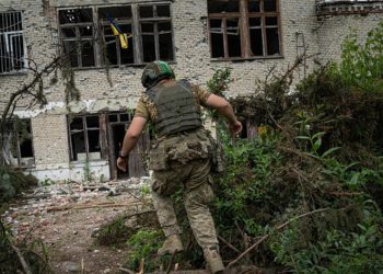 Rusya Ukrayna’ya hava saldırısı düzenledi