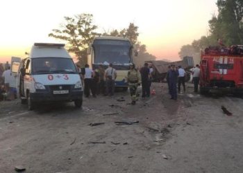 Rusya’da feci kaza! Yolcu otobüsü, araba ve kamyonla çarpıştı: 8 meyyit