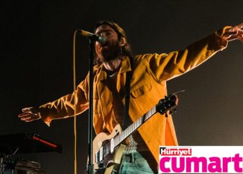 Sahneler bayram ediyor