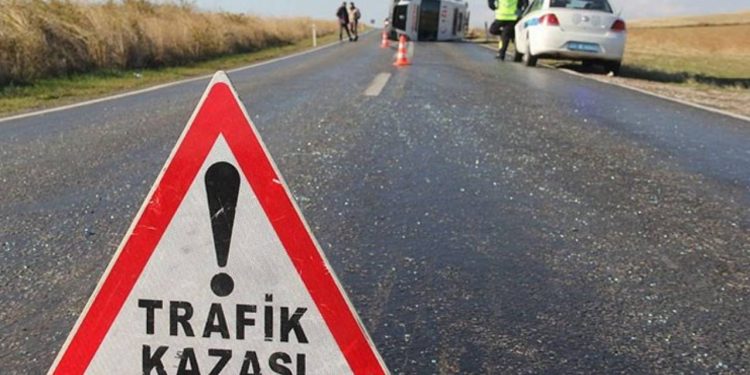 Samsun’da Feci Kaza: Araba TIR’ın Altına Girdi