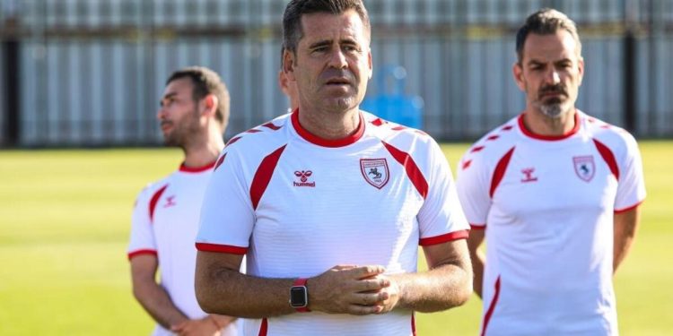 Samsunspor teknik yöneticisi Hüseyin Eroğlu: Muvaffakiyet geride kaldı, Muhteşem Lig’e bakacağız