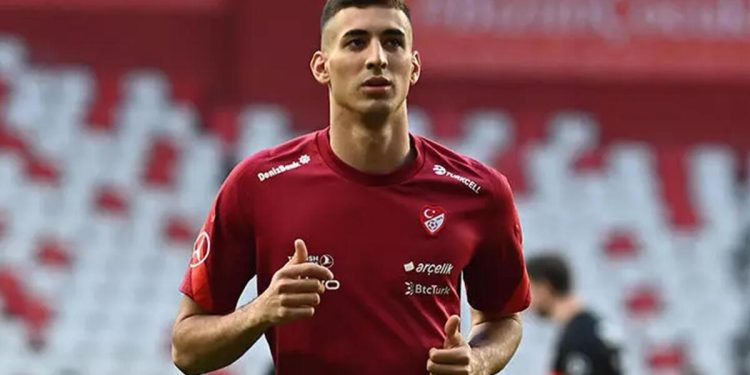 Sassuolo’nun Mert Müldür için Fenerbahçe’den istediği fiyat belirli oldu