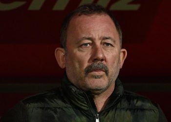 Sergen Yalçın için yeni iddia! Fenerbahçe derken rotası…