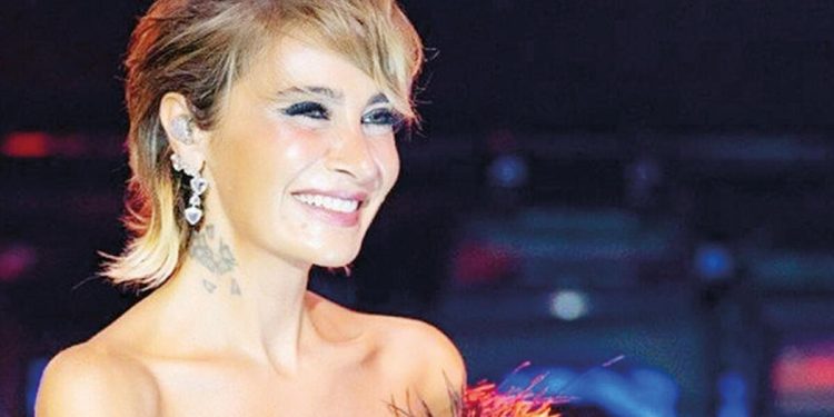 Sıla’nın yaz turnesi başladı