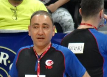 Son Dakika: Anadolu Efes – Fenerbahçe Beko maçının hakemi Aytuğ Ekti vazifesinin bıraktığını açıkladı!