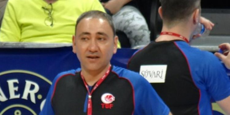 Son Dakika: Anadolu Efes – Fenerbahçe Beko maçının hakemi Aytuğ Ekti vazifesinin bıraktığını açıkladı!
