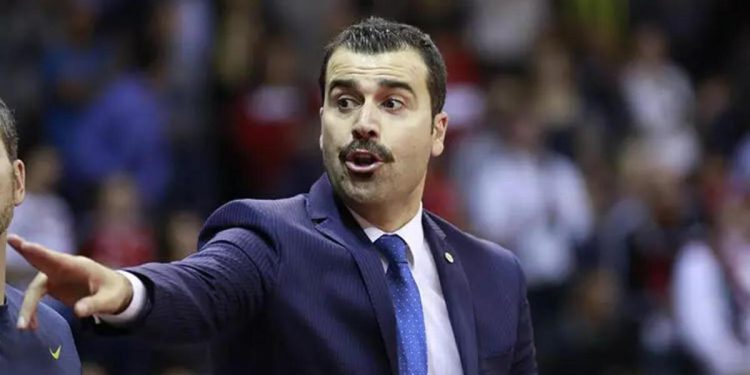 Son Dakika: Anadolu Efes’te Fazilet Can periyodu resmen başladı!