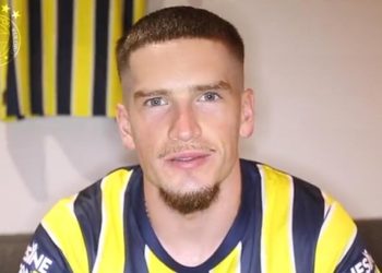 Son Dakika: Fenerbahçe Ryan Kent transferini resmen açıkladı