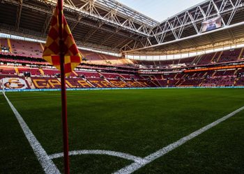 Son Dakika: Galatasaray’dan 100 milyon Euro’luk anlaşma! Stat ve forma göğüs sponsoru muhakkak oldu…