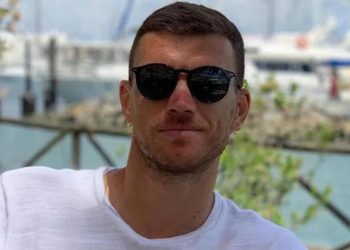 Son dakika transfer haberi: Fenerbahçe, Edin Dzeko için kesenin ağzını açtı! 2 yıllık mukavele için teklif edilen sayı…