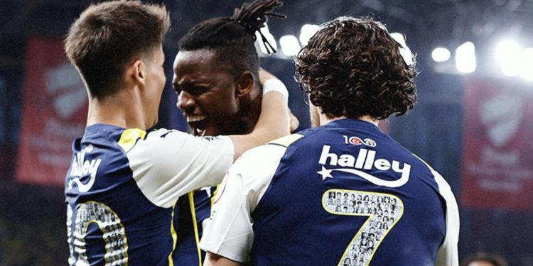 Son Dakika: Ziraat Türkiye Kupası’nda şampiyon Fenerbahçe! Başakşehir finali 2 golle kaybetti