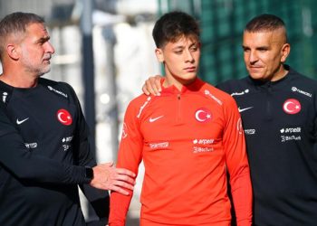 Stefan Kuntz ve Hakan Çalhanoğlu’ndan Arda Güler’e özel ilgi