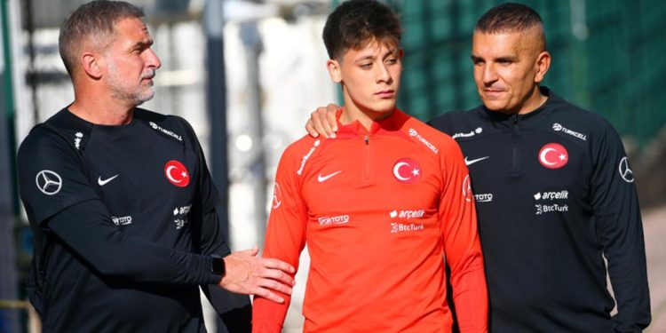 Stefan Kuntz ve Hakan Çalhanoğlu’ndan Arda Güler’e özel ilgi