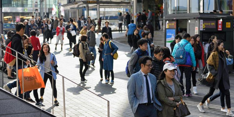 ‘Şu an 50 yaşındayım lakin yakında 48 olacağım’ Güney Kore’de yaş hesabı değişti, başlar karıştı
