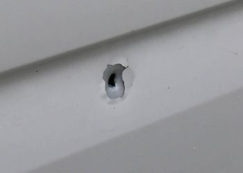 Sultangazi’de Park Halindeki Çok Sayıda Araç Kurşunlandı