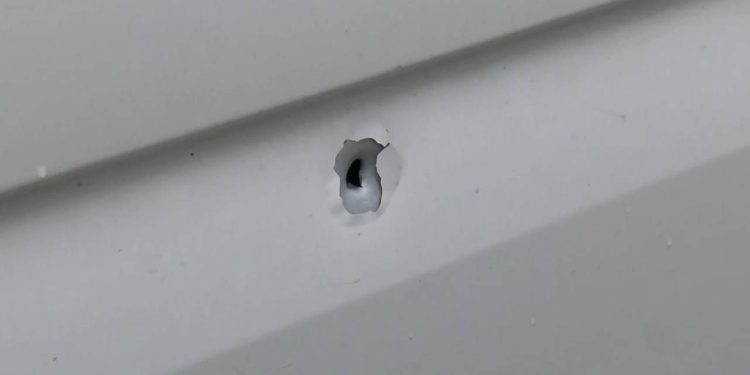 Sultangazi’de Park Halindeki Çok Sayıda Araç Kurşunlandı