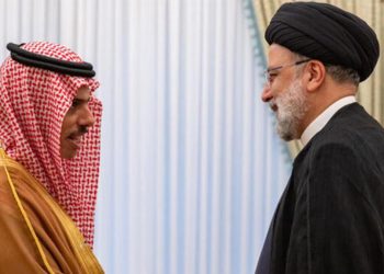 Suudi Arabistan Dışişleri Bakanı Farhan, İran Cumhurbaşkanı Reisi ile görüştü