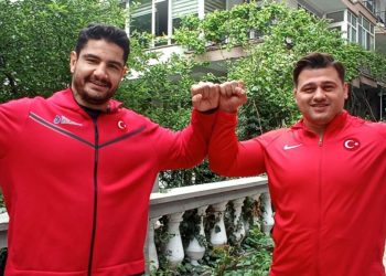 Taha Akgül ve İstek Kayaalp yöneticiliğe adım attılar