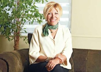 ‘Tek kanatlı kuş gibiyiz’