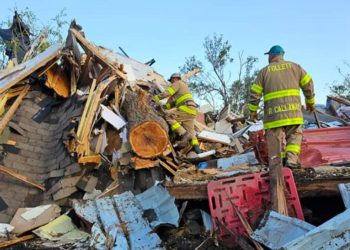 Texas’ta hortum felaketi: 3 meyyit, 56 yaralı