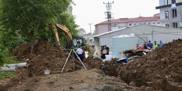 Trabzon’da iş cinayeti: Toprak altında kalan emekçi hayatını kaybetti