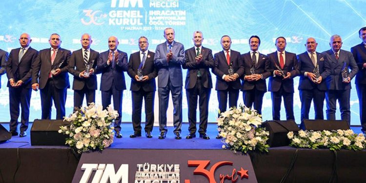 Türk Hava Yolları, ‘ihracat şampiyonu’ oldu