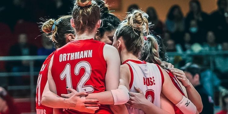 Türk Hava Yolları’nda 5 imza