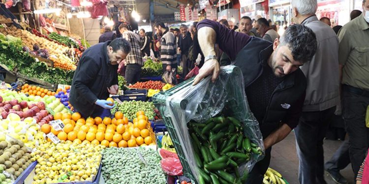 Türk-İş: 4 kişilik ailenin açlık sonu 10 bin 373 TL oldu