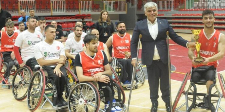 Türkiye, ABD’yi finalde yenerek şampiyon oldu