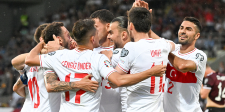 Türkiye ile Japonya özel maçta karşı karşıya gelecek!