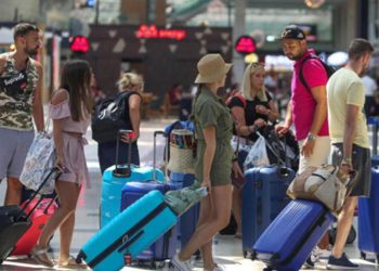 Türkiye’ye turist akını! Yüzde 16 arttı