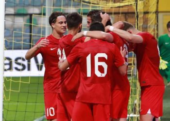 Ulusallar hazırlık maçında 4 golle kazandı