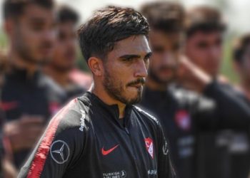 Umut Güneş: Beşiktaş, transfer için menajerimle temas halindeydi | En büyük hayalim A Ulusal Ekip forması giymek