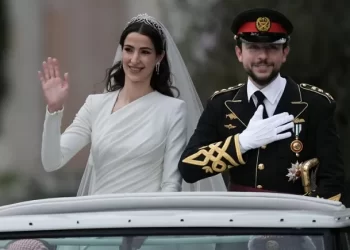 Ürdün Veliaht Prensi Hüseyin, Suudi mimar Racva Al Seyf, üç gün süren düğünle evlendi