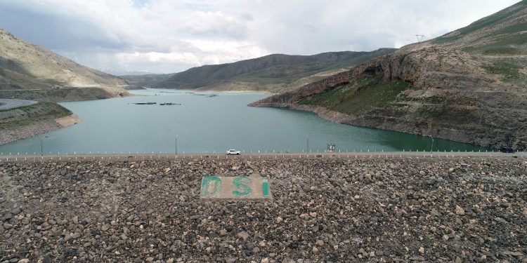 Van Gölü Havzası’nda yağış ölçüsü düştü, barajlar kısıntılı sulama sürecine girecek