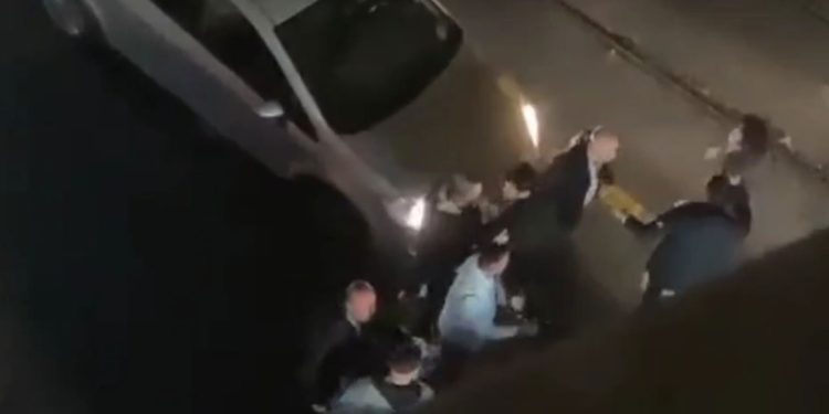 Yol Verme Hengamesinde Silah Çekildi!