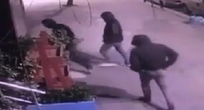 Zeytinburnu’nda 3 farklı hırsızlık kamerada