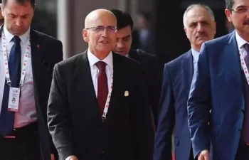 Mehmet Şimşek, kamu açıklarını azaltma ve enflasyonu düşürme doğrultusunda tedbir almaya ve uygulamaya devam dedi