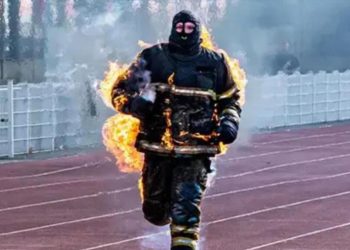 Alevler içerisinde  272,25 metre koştu! Fransa’nın konuştuğu adam: Jonathan Vero