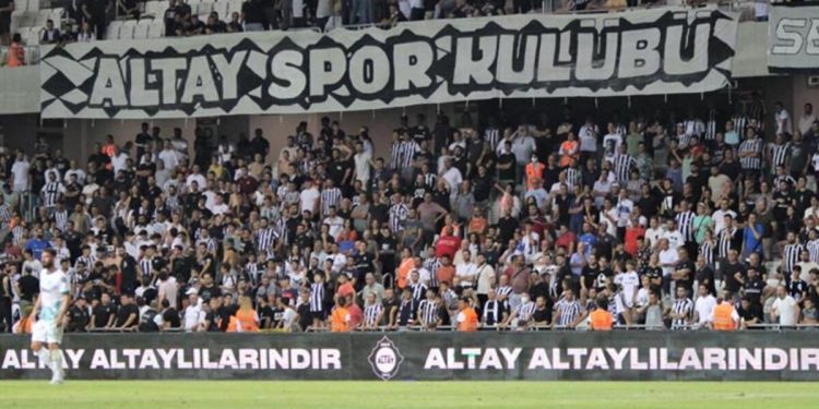 Altay’ın yeni dönem kombineleri satışa çıktı