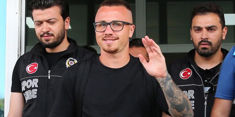 Angelino, Galatasaray’a transfer olmak için her şeyi yaptı! Teklifleri reddetti, Leipzig’i ikna etti… Kiralık mukavelede dikkat çeken ayrıntı…